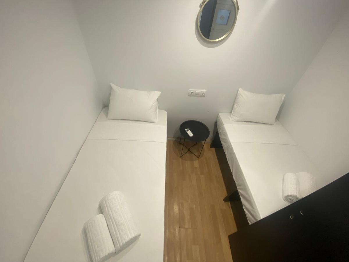Le.Chris Central Dorms Hotell Rethymno Exteriör bild