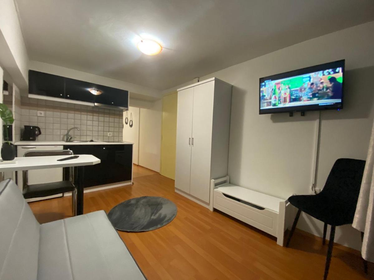 Le.Chris Central Dorms Hotell Rethymno Exteriör bild